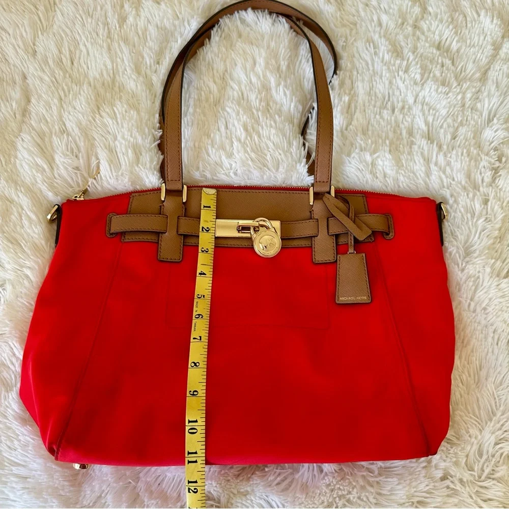 Michael Kors Hamilton Nylon Large Red Messenger Tote Bag - Picture 5 of 10